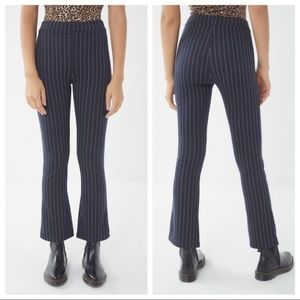 UO Casey Kick Flare Pant XS